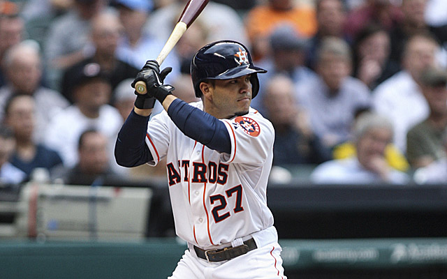 Astros' Altuve measuring up as big-time hitter