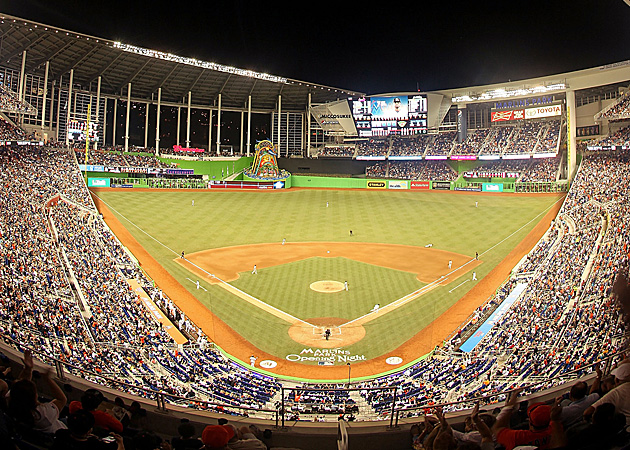 After one game, players talk about Marlins Park being too big 