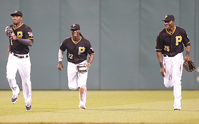 Andrew McCutchen, Pittsburgh Pirates agree to 6-year, $51.5