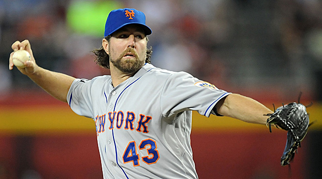 Mets reconsider extra workload for R.A. Dickey 