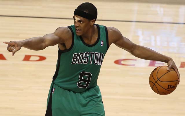 Celtics star Rajon Rondo breaks hand in fall - The Boston Globe