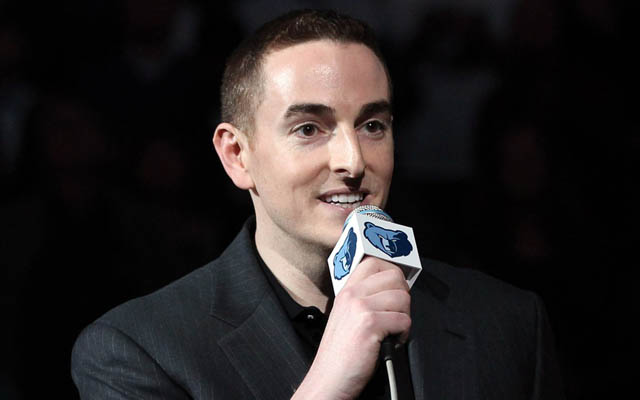 Grizzlies Owner Robert Pera Calls out Michael Jordan to Play 1-on