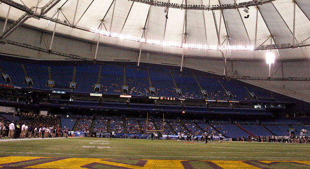 Tropicana Field is home to the Bitcoin St. Petersburg Bowl. (USATSI)