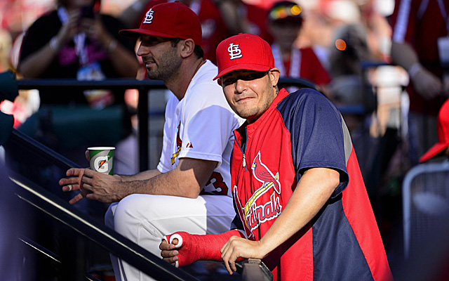 Cardinals place Yadier Molina on 15-day disabled list 