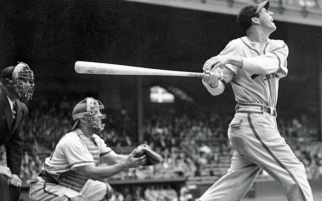 Baseball legend Stan Musial dead at 92 