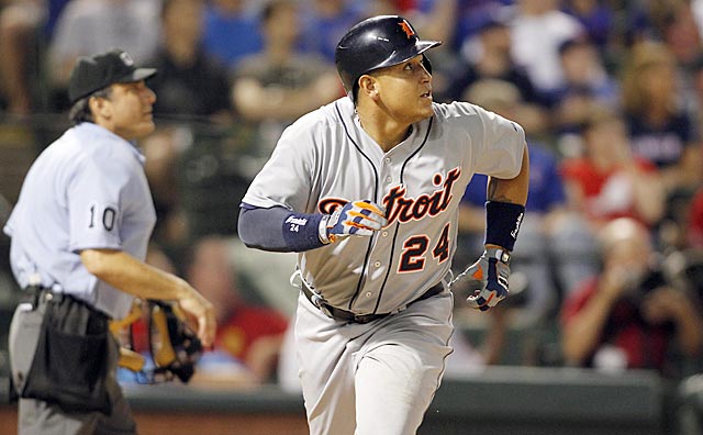 Triple Crown winner Cabrera edges Trout for AL MVP