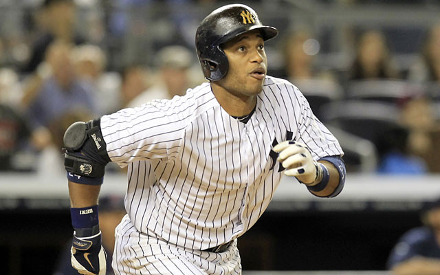 Yankees fans absurdly accuse Robinson Cano of selling out