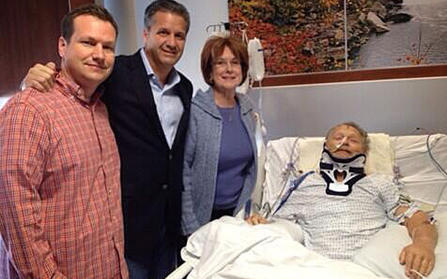 Kentucky fan Dick Gregory with his son Scott, Wildcats coach John Calipari and Gregory's wife Mary Alice. (WKYT-TV)