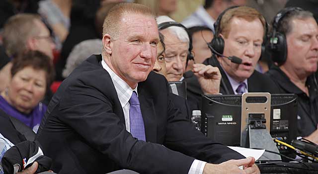 Chris Mullin is making the transition from NBA exec to college hoops coach. (Getty Images)