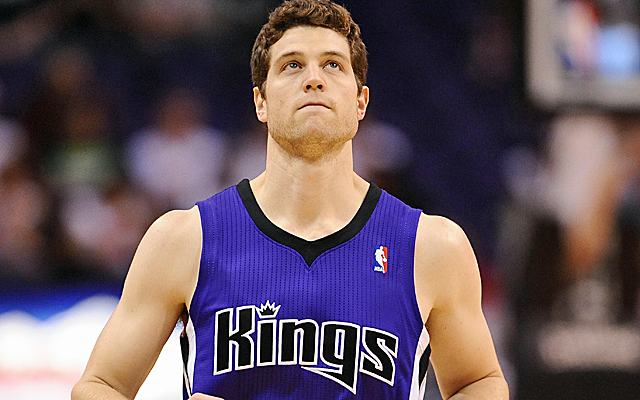 Jimmer fredette best sale bulls jersey