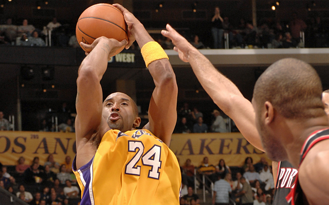 Kobe kicks off his stretch of 50-point games by dropping 65 on the the Blazers. (Getty Images)