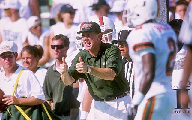 The success Davis had at Miami made him the hottest name in coaching in 2001, before he jumped to the NFL.   (USATSI)