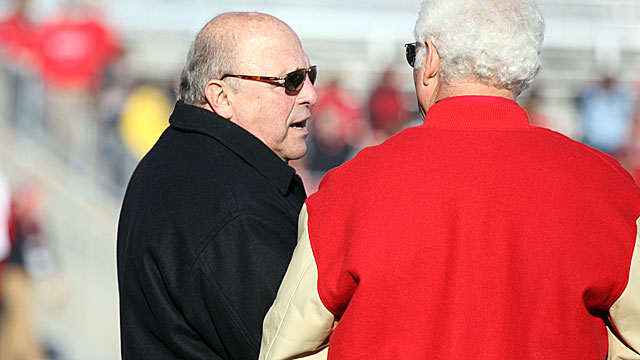 Barry Alvarez wants to see an 'intent' to schedule the right people.  (USATSI)