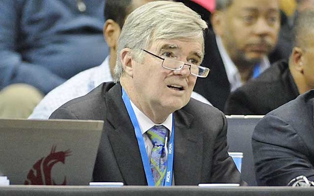 Mark Emmert and the NCAA continue to move the goalposts on what constitutes an amateur model.   (USATSI)