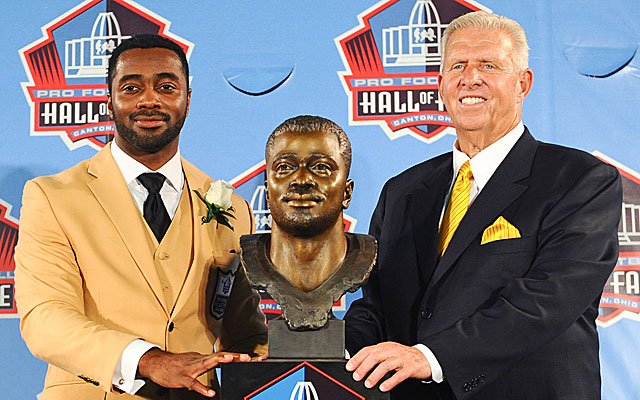 Bill Parcells meant a lot to Hall of Famer Curtis Martin; now he'll get his own bust. (USATSI)