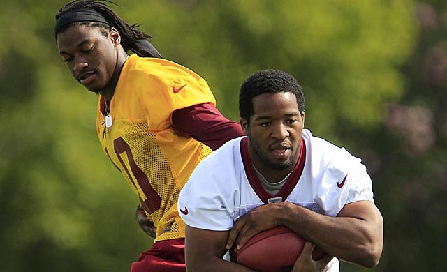 RG3 might be doing even more handing off to Alfred Morris this time around. (USATSI)