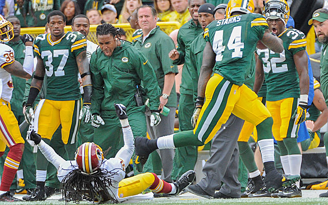 The Redskins get run over at Lambeau to drop to 0-2. (USATSI)