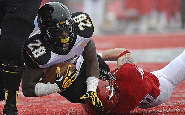 Terrance West is leaving FBS power Towson for the NFL. (USATSI)