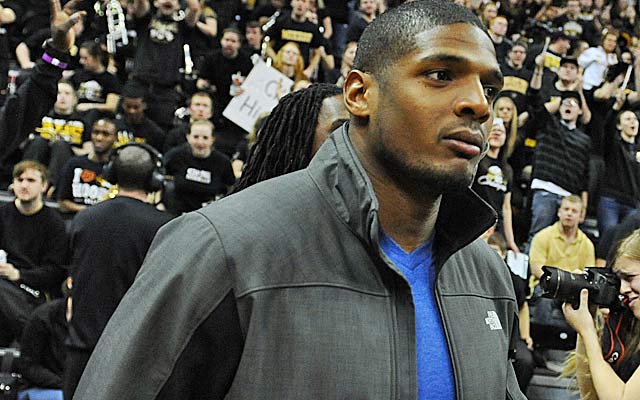 Michael Sam's every step will be scrutinized by the media and NFL teams. (USATSI)