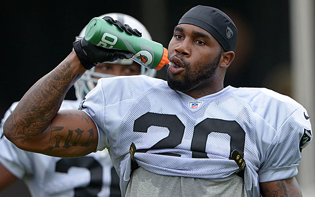 Darren McFadden re-signed with Oakland but could wind up with only some lovely parting gifts. (USATSI)