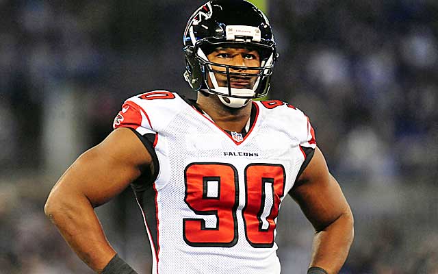 The Falcons are hoping Osi Umenyiora has something left in the tank.   (USATSI)