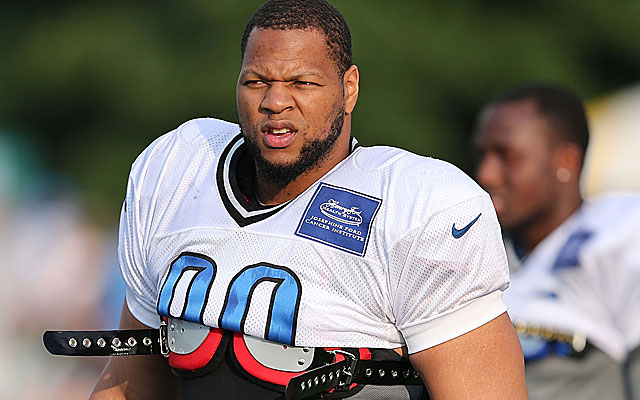 No long-term deal coming for Ndamukong Suh during the season?  (Getty)