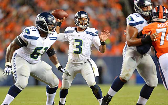 Russell Wilson throws controversial touchdown pass to give Seattle