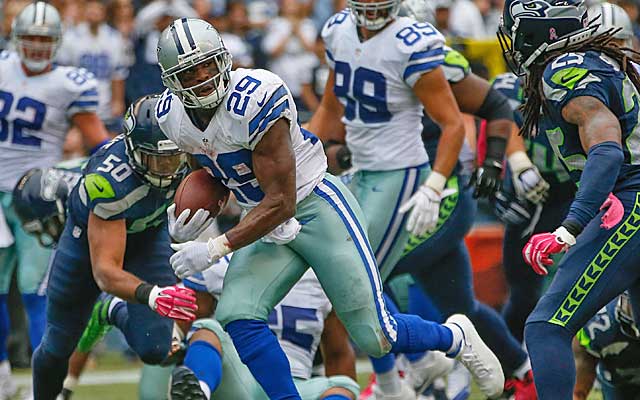 The Dallas offensive line pushed around the Seahawks, opening up big holes for DeMarco Murray. (USATSI)