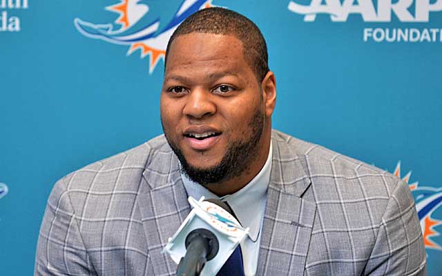 Ndamukong Suh is a big splash for the Dolphins.  (Getty Images)