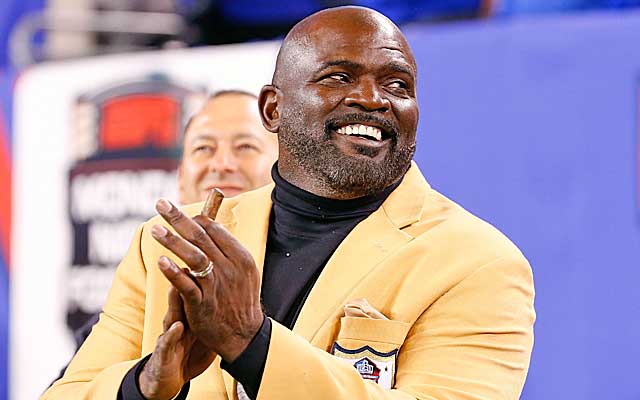 Lawrence Taylor beats out three other Hall of Famers at No. 2.  (Getty Images)