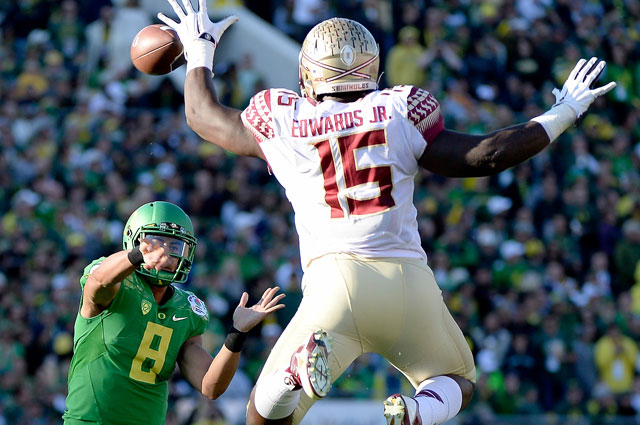 Mario Edwards Jr. showed big-time athleticism while doing the little things at Florida State. (Getty Images)