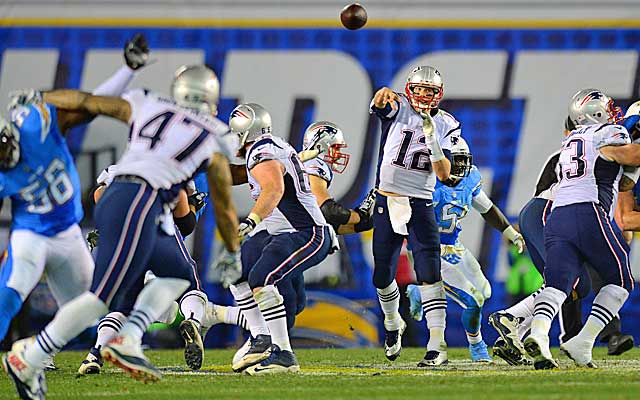 The Patriots use a one-word system for running plays in the no-huddle.  (USATSI)