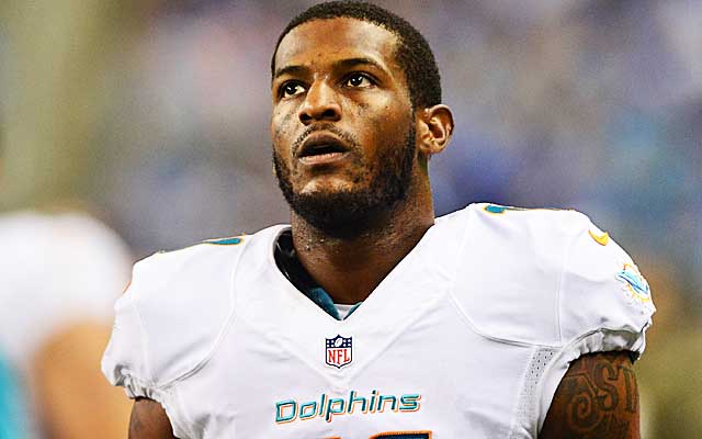 Mike Wallace knows the expectations that come with big money. (Getty Images)