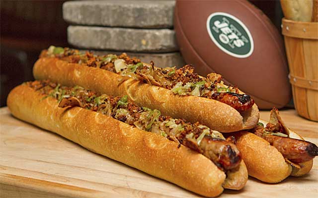 LOOK: Jets unveil absurdly huge 'Jumbo Jet' sausage, bagel and pretzel 