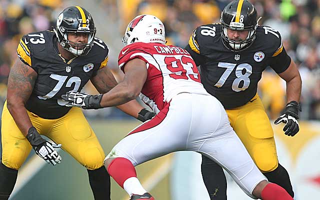 Steelers, Alejandro Villanueva reach deal as camp opens