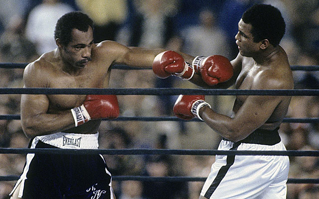 Ken Norton vs. Muhammad Ali in their 1976 heavyweight title fight. (Getty)