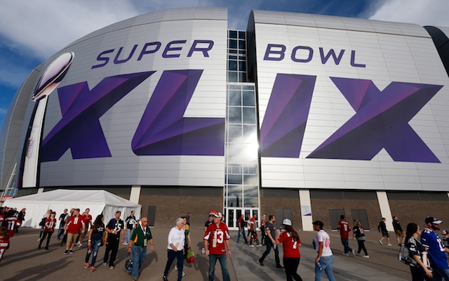 For Niners fans, Super Bowl tickets are scarce and expensive - CBS